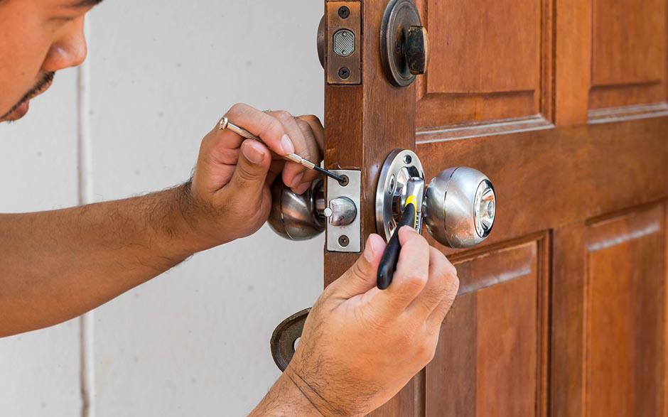 serrurier ouverture de porte Paris 20